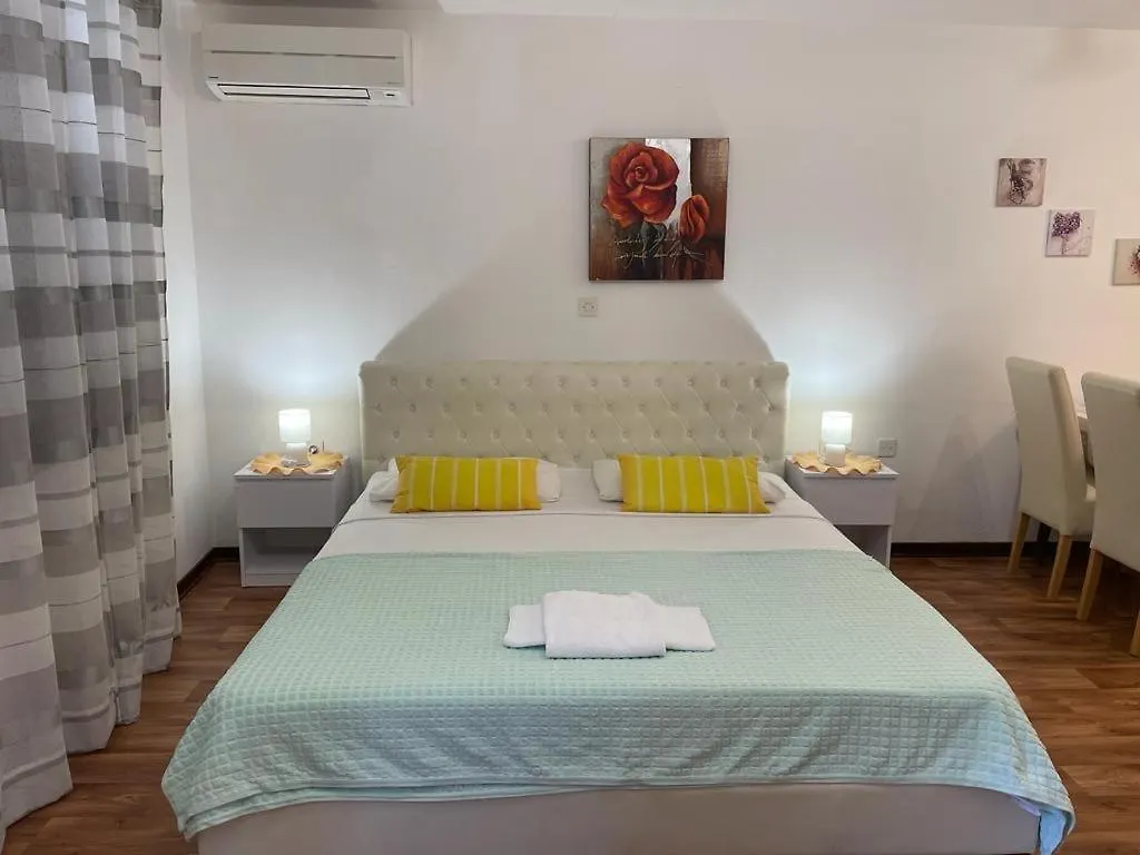 Apartmani Mavrinac Nerezine Apartment